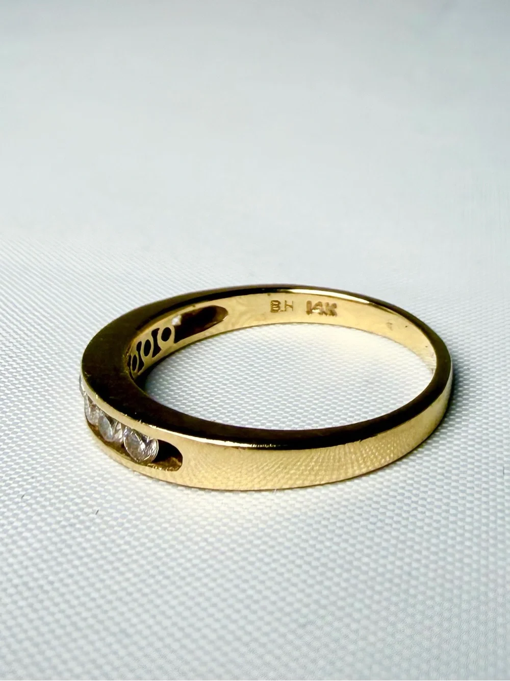 Diamond Wedding Band Size 7 Solid 14k Yellow Gold Channel Set Graduated